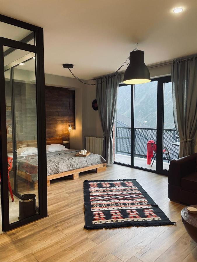 Kazbegi Stylish Apartment エクステリア 写真