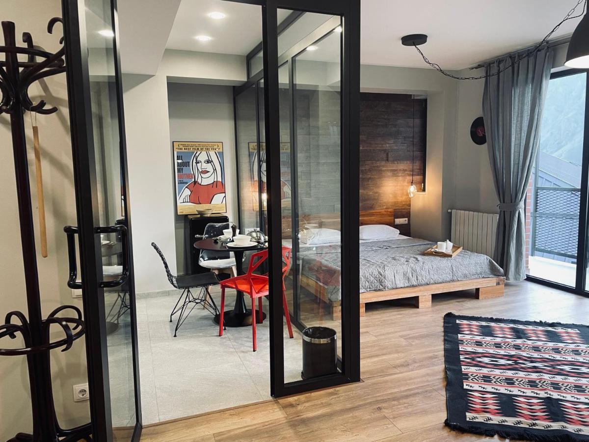 Kazbegi Stylish Apartment エクステリア 写真