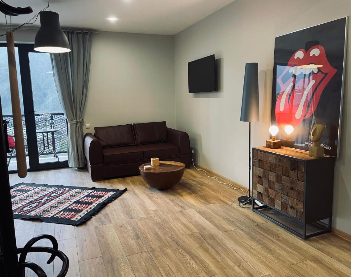 Kazbegi Stylish Apartment エクステリア 写真